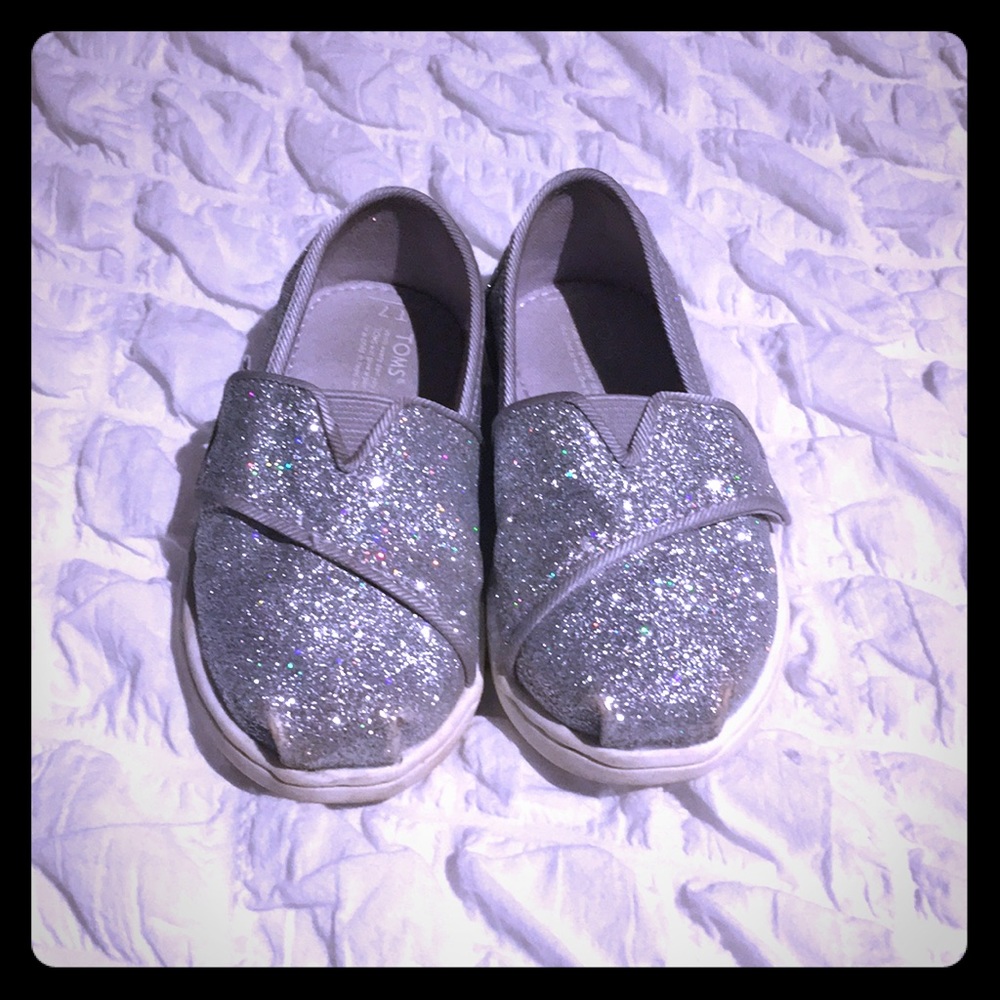 Toms Silver Metallic Shoes